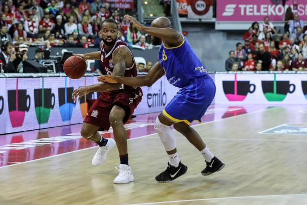 观众容量可 观众容量可