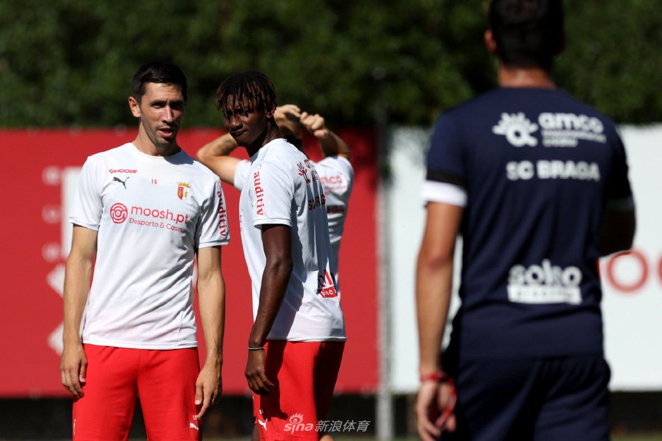 多特蒙德不 多特蒙德不