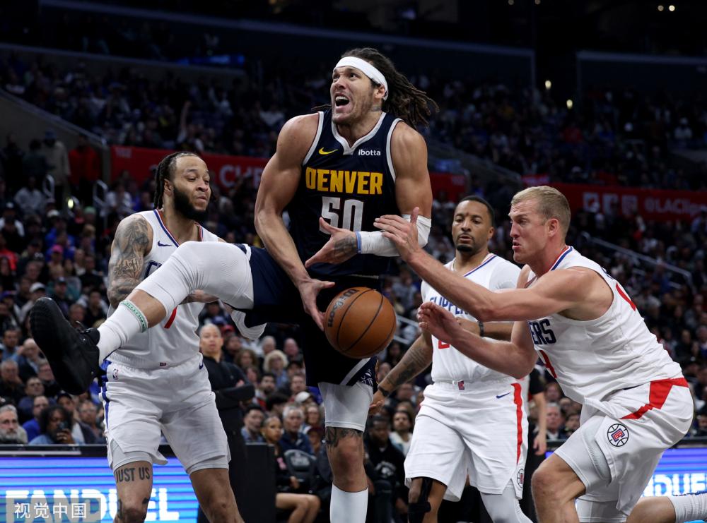 上展现出极 上展现出极