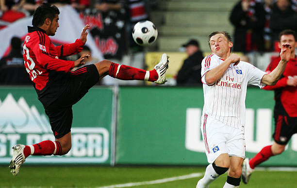 在赛场上表 在赛场上表